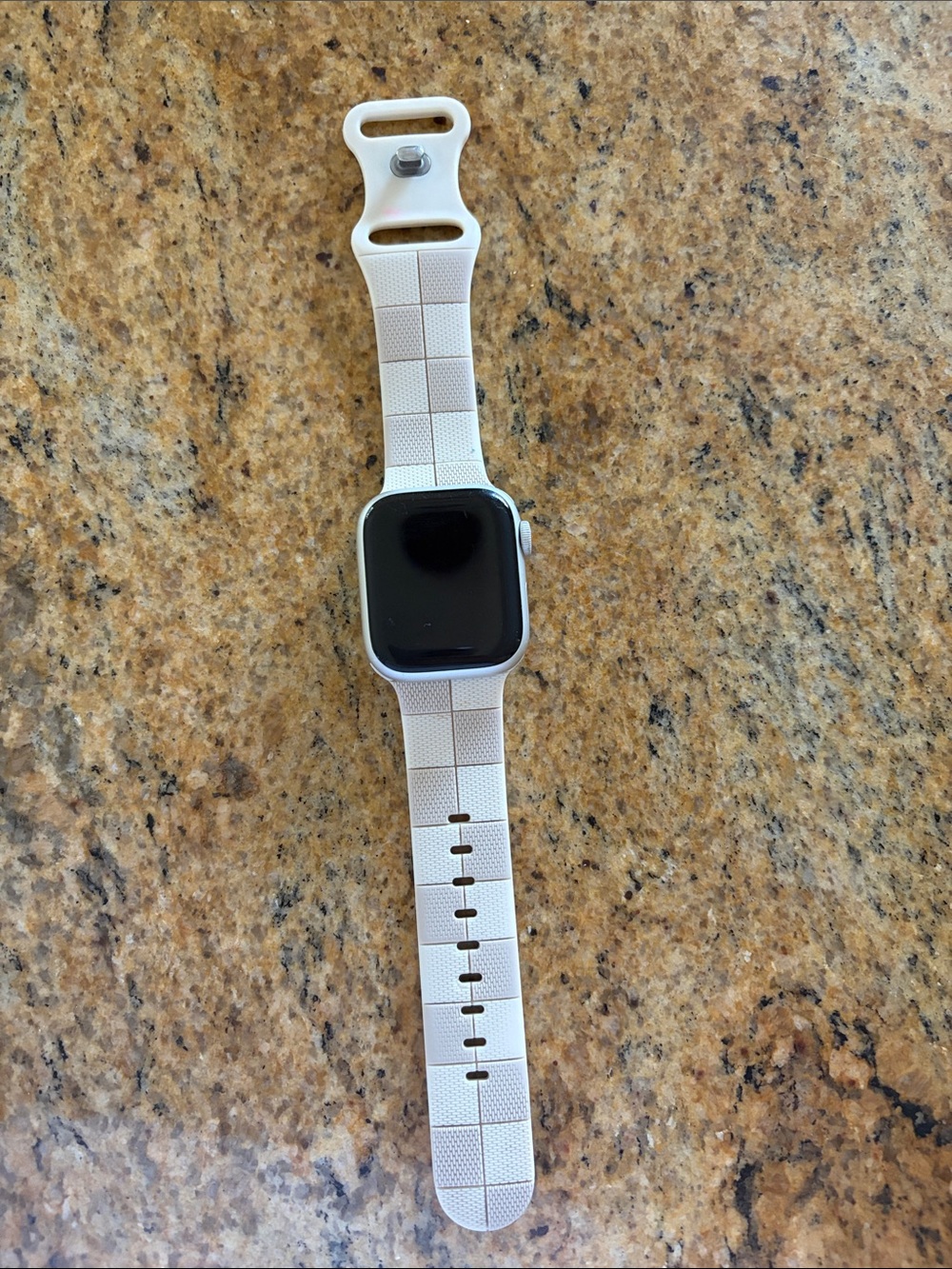 Apple Watch Rosegold with Cream Checkered Sport Band & Charger
